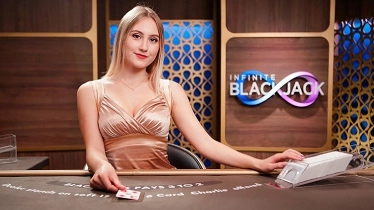 Live Blackjack spielen bei Casino777