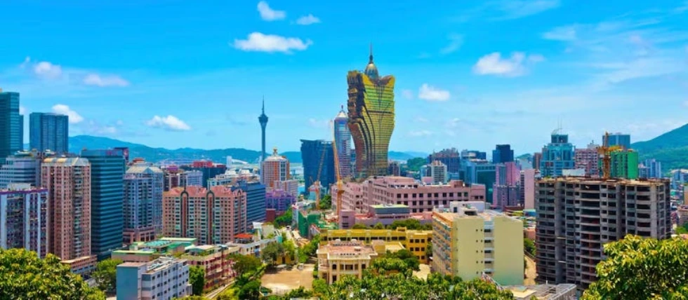 Macau shifts focus from gambling to food