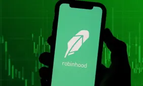 Robinhood stops Super Bowl event contracts after CFTC request